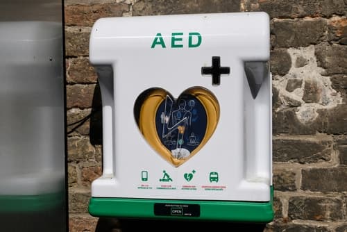 Brugge,,Belgium,-,August,27,,2024:,A,Automated,External,Defibrillator Where To Place A Defibrillator